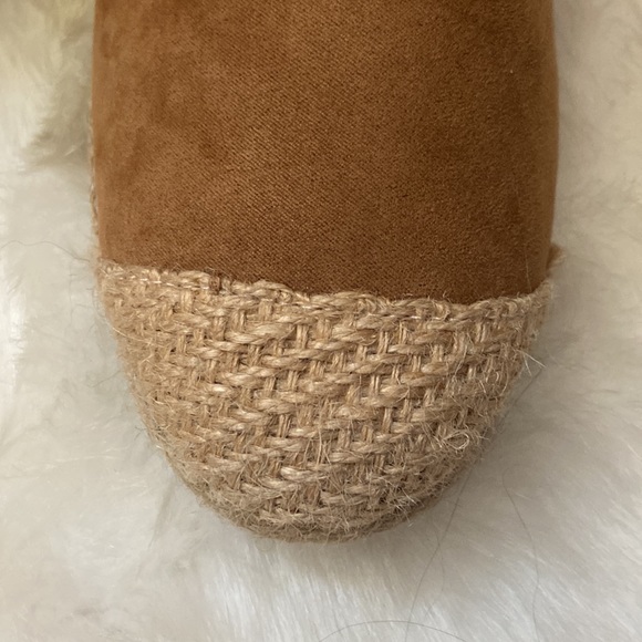 GUC Cognac fringe accent lace-up sneaker in size 8 - Picture 3 of 7